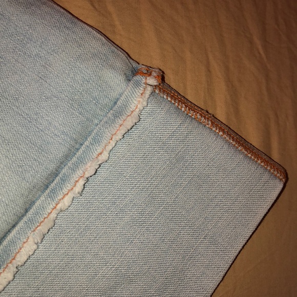 light blue capris with rips on legs - Picture 2 of 6